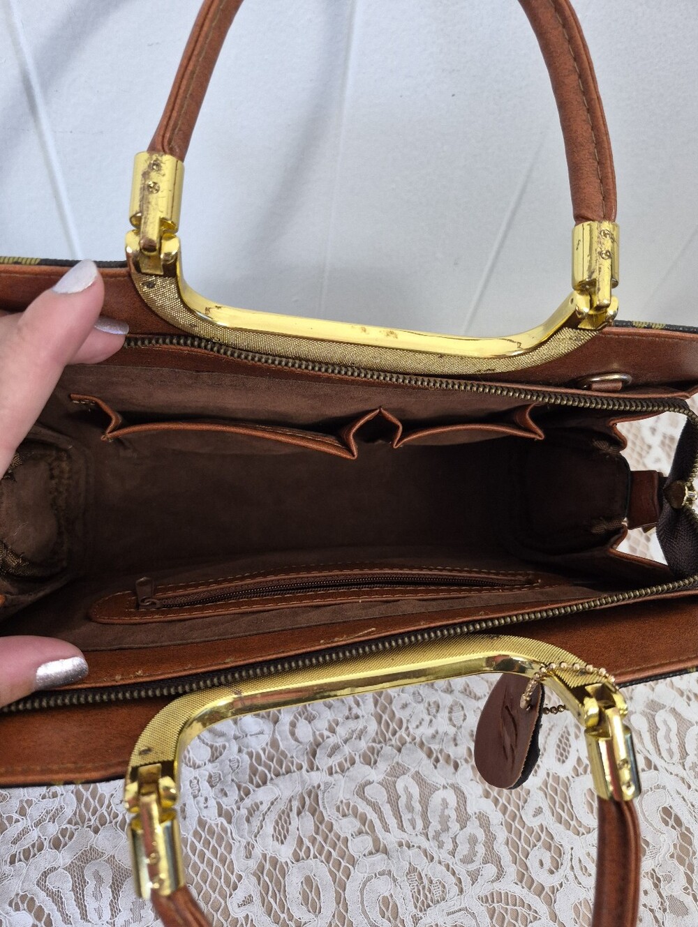 Designer Inspired Handbag - Picture 6 of 8